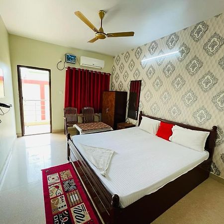 Hotel Lovely Star Inn ! Puri Exterior photo